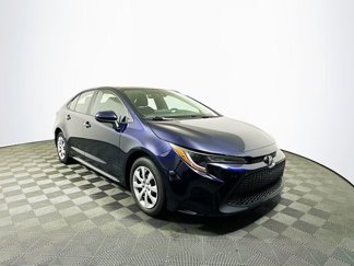 Used 2022 Toyota Corolla LE image 1