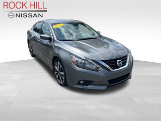 Used 2017 Nissan Altima 2.5 SR w/ LED Appearance Package image 1