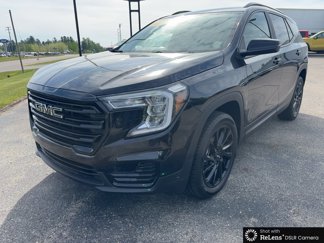 Used 2023 GMC Terrain SLE w/ Driver Convenience Package image 1