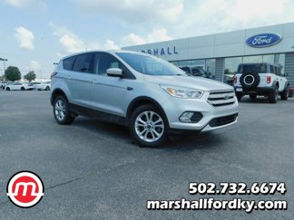 Used 2019 Ford Escape SE image 1
