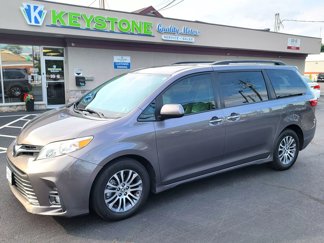 Used 2018 Toyota Sienna XLE image 1