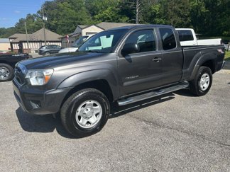 Used 2014 Toyota Tacoma PreRunner image 1