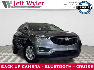 Used 2018 Buick Enclave Essence image 1