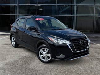Used 2021 Nissan Kicks S image 1