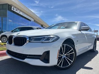 Certified 2023 BMW 530e w/ Premium Package image 1