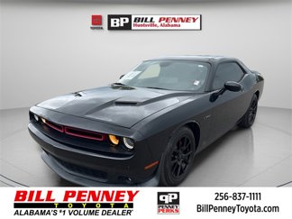 Used 2015 Dodge Challenger SXT Plus image 1