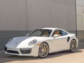 Certified 2018 Porsche 911 Turbo S image 1