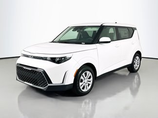 New 2025 Kia Soul LX image 1