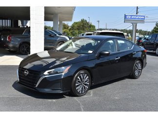 Used 2024 Nissan Altima 2.5 SV video 1
