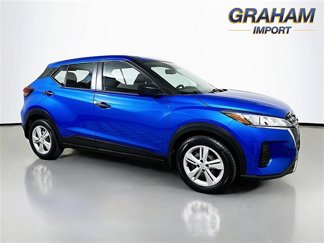Used 2023 Nissan Kicks S w/ Interior Electronics Package image 1