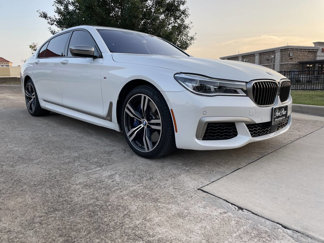 Used 2018 BMW M760i xDrive image 1