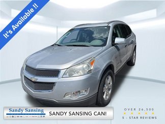 Used 2010 Chevrolet Traverse LT image 1
