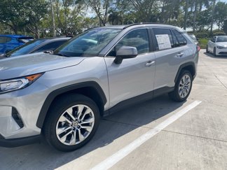 Used 2021 Toyota RAV4 XLE Premium image 1