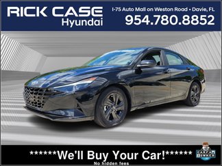 Certified 2023 Hyundai Elantra SEL image 1