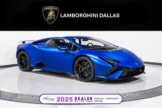 Used 2023 Lamborghini Huracan Tecnica image 1