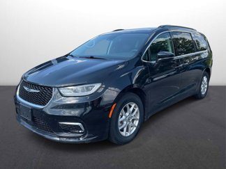 Used 2022 Chrysler Pacifica Touring-L w/ Uconnect Theater Family Group image 1
