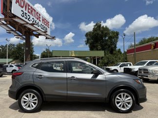 Used 2019 Nissan Rogue Sport SV image 1