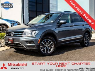 Used 2020 Volkswagen Tiguan SE w/ Panoramic Sunroof Package image 1
