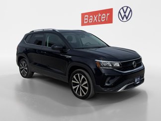 Certified 2022 Volkswagen Taos SE w/ Panoramic Sunroof Package image 1