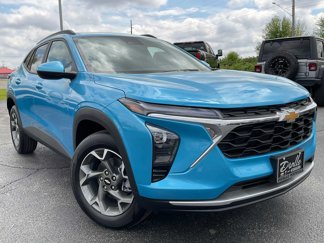 New 2025 Chevrolet Trax LT w/ Driver Confidence Package image 1