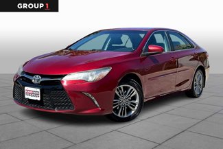 Used 2017 Toyota Camry SE image 1
