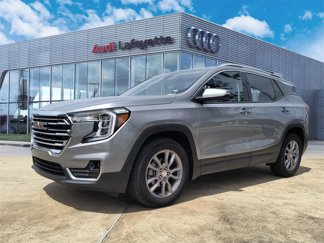 Used 2024 GMC Terrain SLT image 1