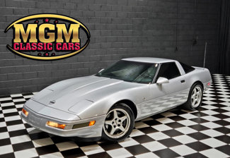 Used 1996 Chevrolet Corvette Coupe image 1