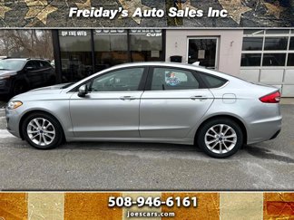 Used 2020 Ford Fusion SE image 1