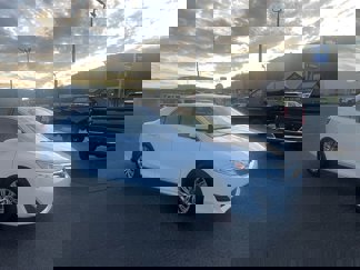 Used 2014 Toyota Camry L image 1