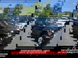 Used 2015 Jeep Patriot Latitude w/ Sun/Sound Group image 1