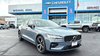 Used 2024 Volvo S60 B5 Plus image 1