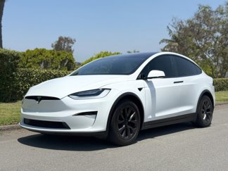 Used 2022 Tesla Model X image 1