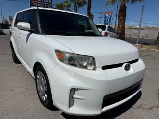 Used 2014 Scion xB image 1