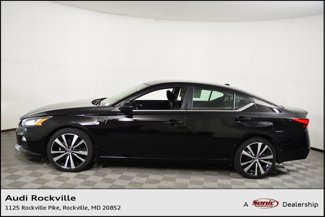 Used 2020 Nissan Altima 2.5 SR image 1
