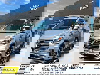 Used 2017 Hyundai Santa Fe SE image 1