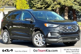 Used 2022 Ford Edge Titanium image 1