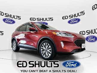 Used 2022 Ford Escape Titanium w/ Class II Trailer Tow Package image 1