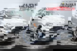 Used 2019 Ford Fusion SE image 1