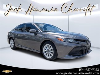 Used 2019 Toyota Camry L image 1