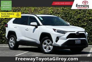 Used 2021 Toyota RAV4 XLE image 1