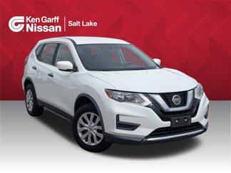 Used 2018 Nissan Rogue S image 1