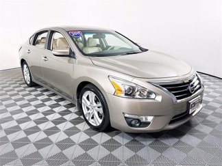 Used 2015 Nissan Altima 3.5 SL image 1