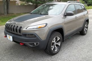 Used 2016 Jeep Cherokee Trailhawk image 1