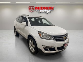 Used 2016 Chevrolet Traverse LT w/ Style and Technology Package image 1