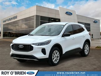Used 2023 Ford Escape Active image 1