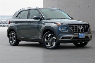 New 2025 Hyundai Venue SEL image 1