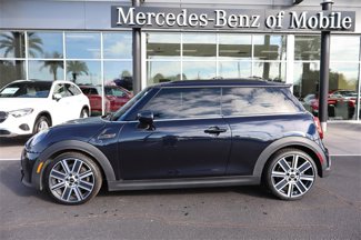 Used 2023 MINI Cooper S w/ Driver Assistance Package image 1