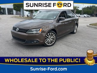 Used 2012 Volkswagen Jetta SEL image 1