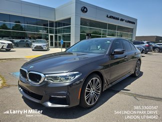 Used 2018 BMW 530e xDrive image 1