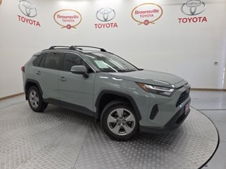 Used 2022 Toyota RAV4 XLE image 1